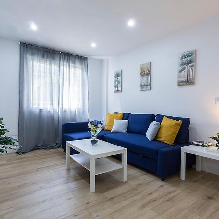 Centro Virgen Guia 3 Rooms Севилья Экстерьер фото