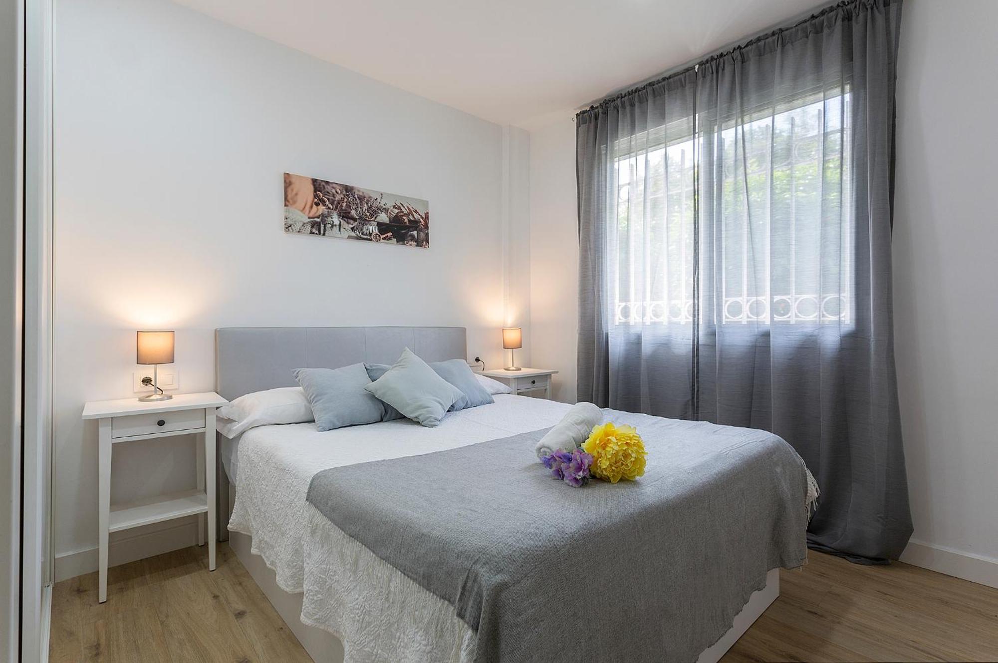 Centro Virgen Guia 3 Rooms Севилья Экстерьер фото