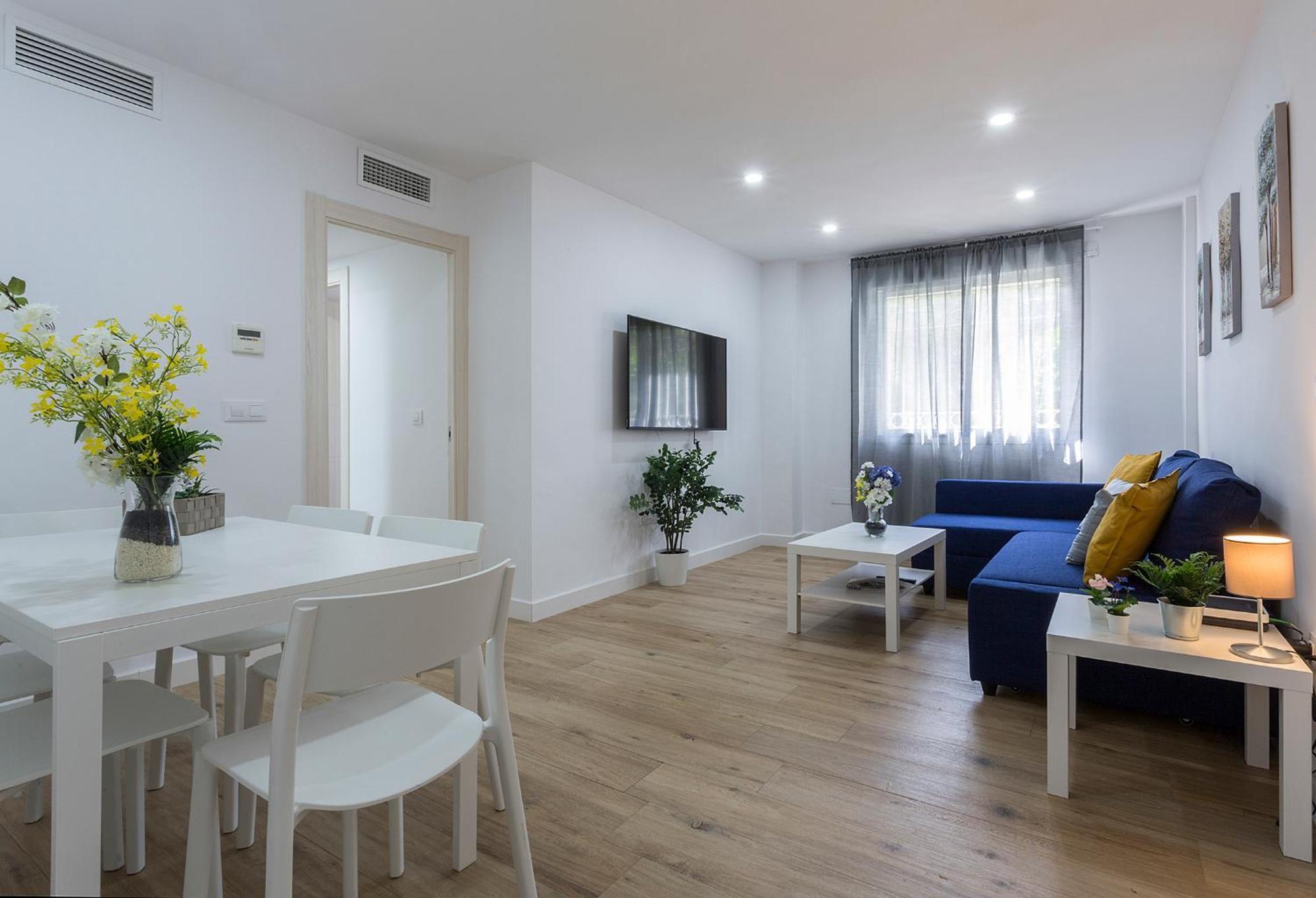 Centro Virgen Guia 3 Rooms Севилья Экстерьер фото